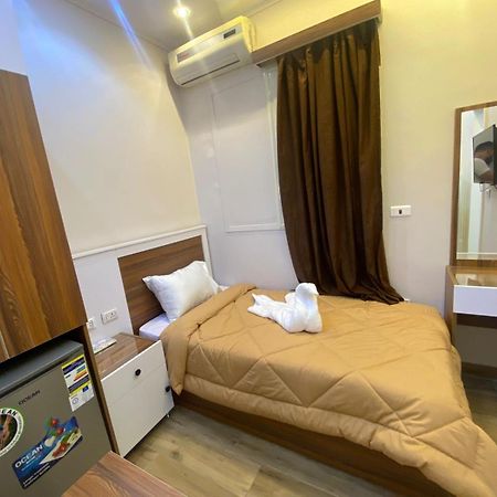 Central Cairo Hotel エクステリア 写真