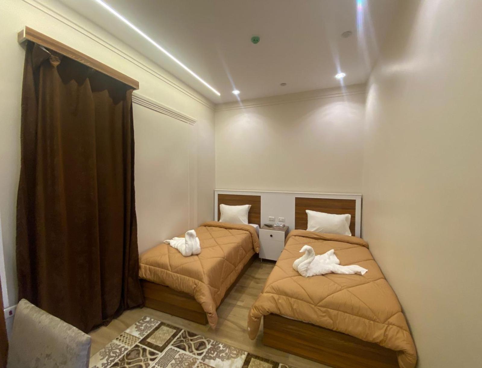 Central Cairo Hotel エクステリア 写真